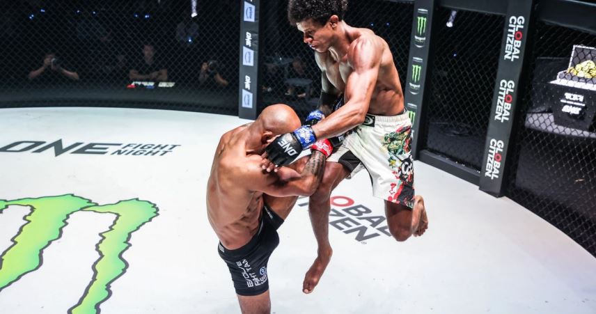 Demetrius Johnson - Adriano Moraes